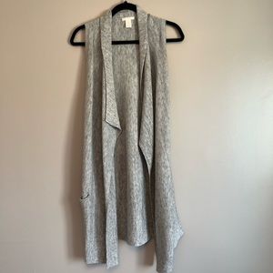 H & M Gray Sweater Vest